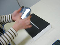 １．スタート！PocketWiFiをカバンから出して