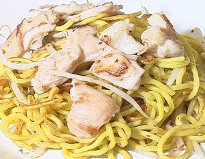 塩ホルモン焼きそば